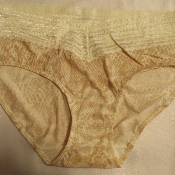 WARNERS Size 5 S Nylon Hipster Panty Animal Print Choice NWT 5609J - Picture 1 of 2